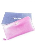 プラダ ラウンドファスナー長財布 買取