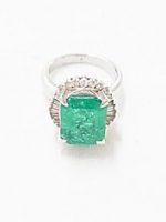 エメラルド　指輪　買取