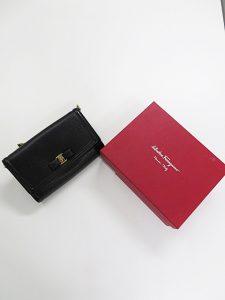 フェラガモ ポシェット 買取