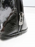 ルイヴィトンヴェルニ素材の特徴