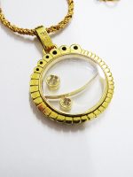 ガラス付きネックレス 買取